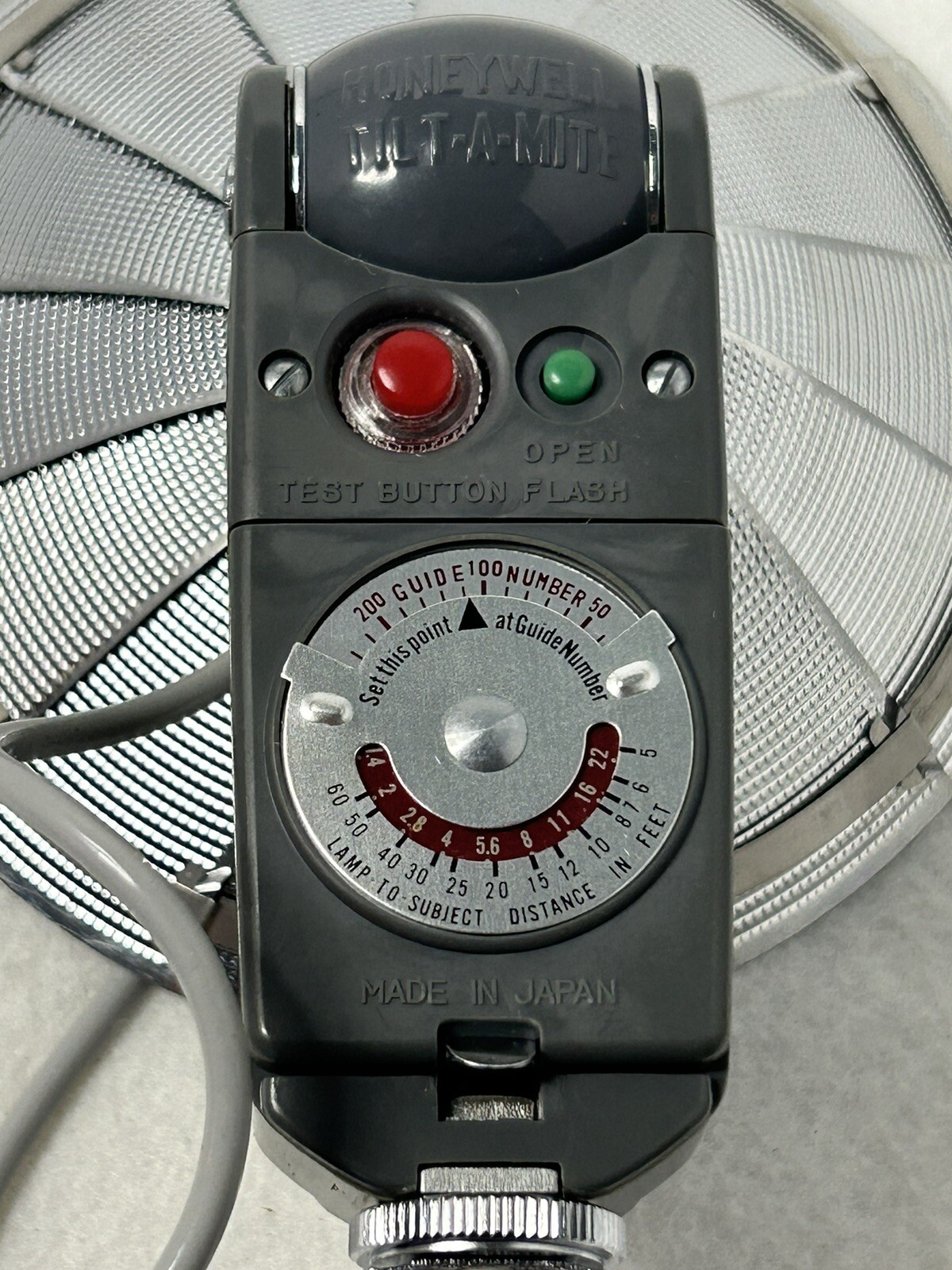 Vintage Honeywell Tilt A Mite Flash Reflector Metal Folding Portable Photography