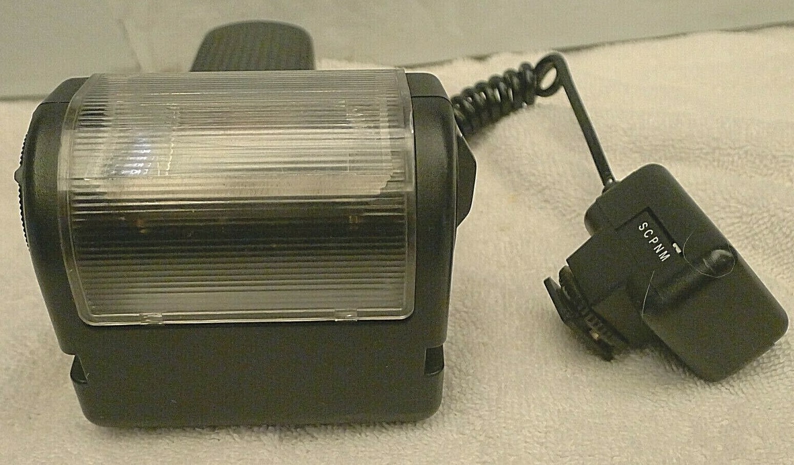 Hanimex Pro550d Camera Hot Shoe Bounce Flash -TESTED
