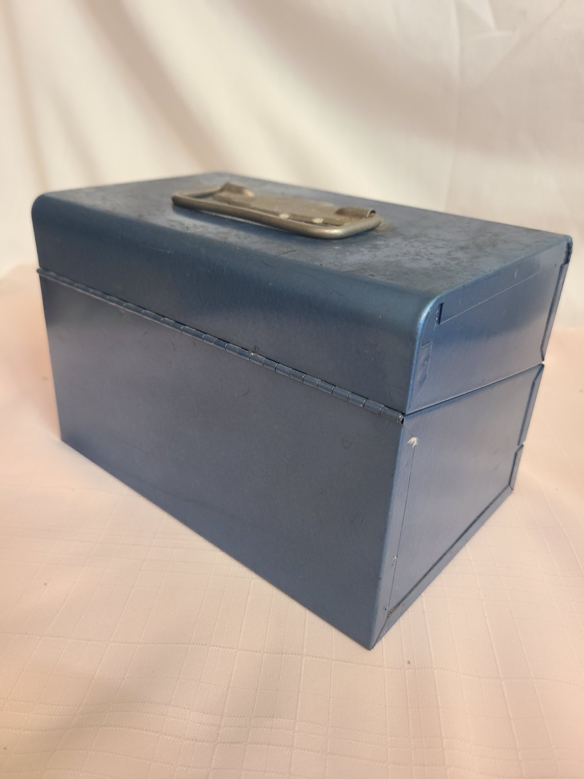 Metal 8mm Film Reel Storage Case with 6 Empty Reels