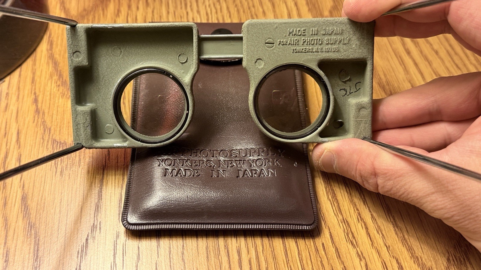 Vintage Air Photo Supply Folding Stereo Slide Viewer w/ Case Made in Japan
