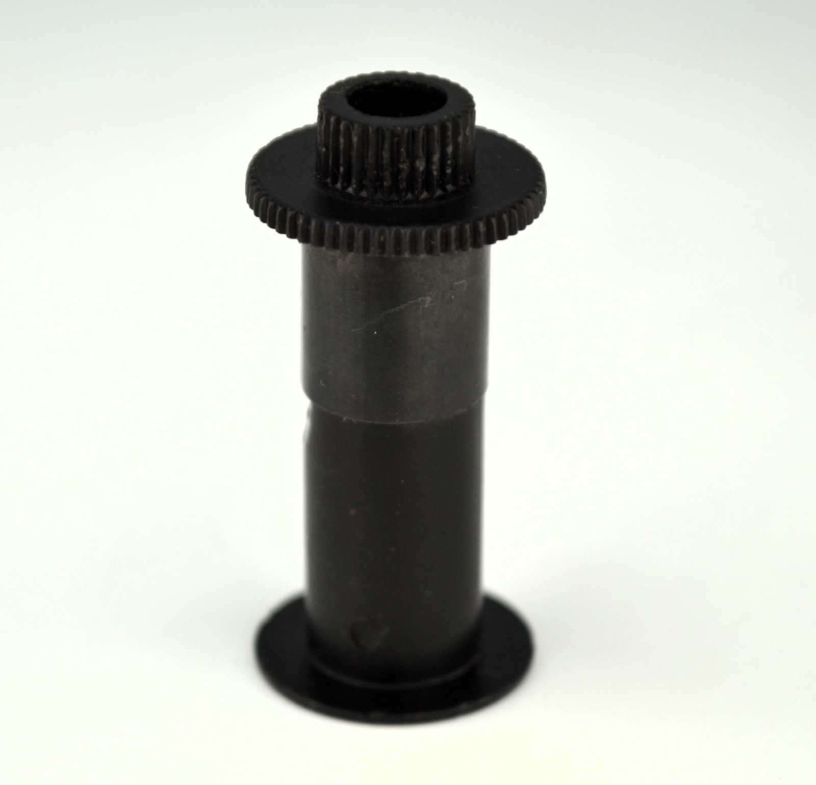 KMZ ORIGINAL SOVIET USSR PLASTIC TAKE-UP SPOOL FOR ZORKI-4/ZENIT-C CAMERAS