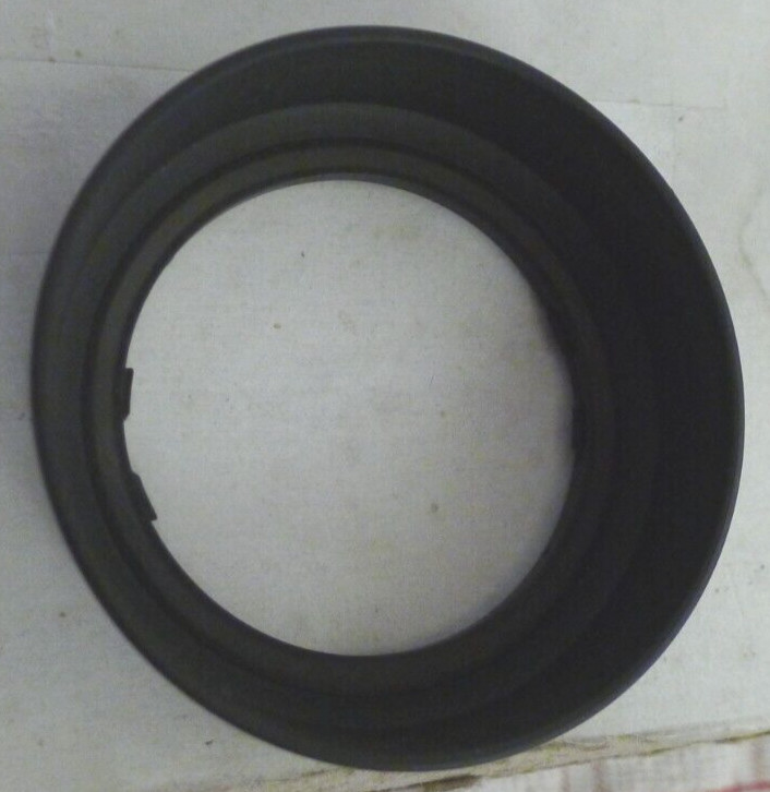 Minolta A 35-70mm f4 Plastic Hood Pinch On – Made in Japan – Vintage