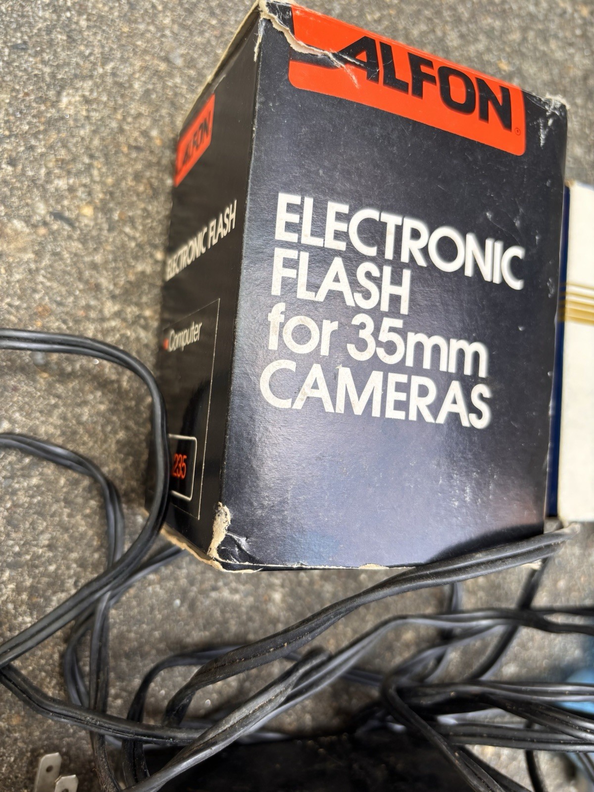 Lot of Vintage Camera Flashes,Bulbs & Accessories – Ansco, Alfon , Rokinon