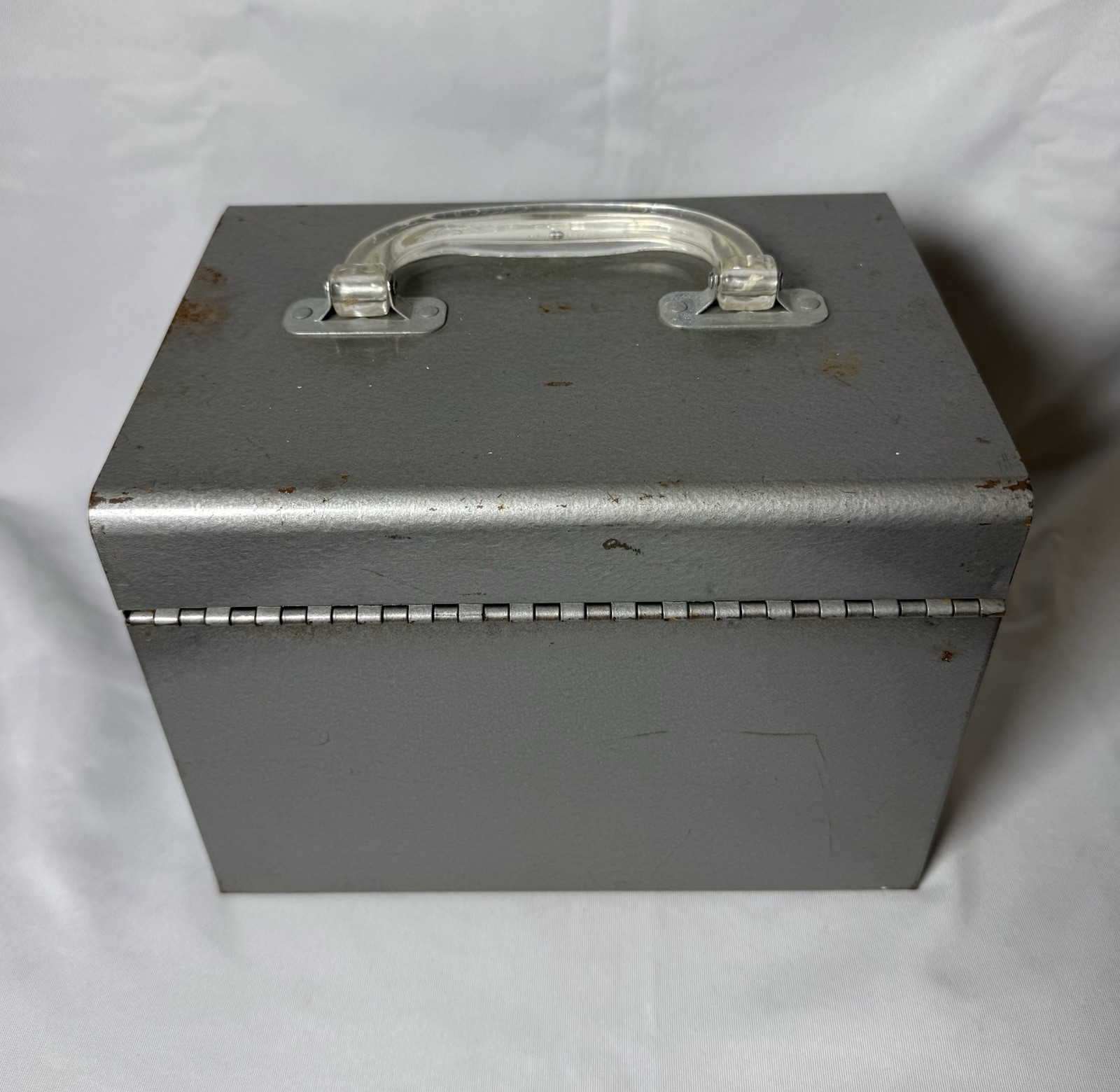Gotham USA Vintage 12-Slot Super 8 Gray Metal Case For Reels