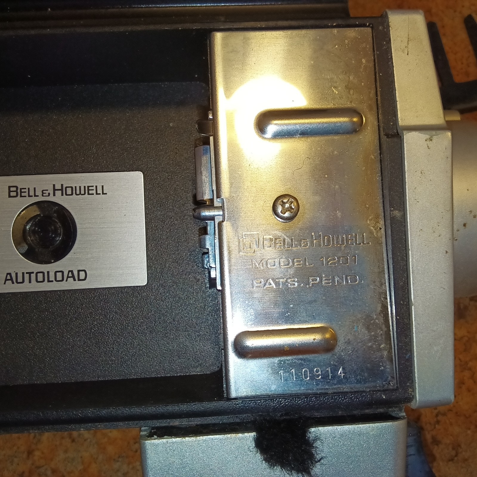 (3) Camara Lot For Parts, Bell &Howell, Kodak And Olympus!