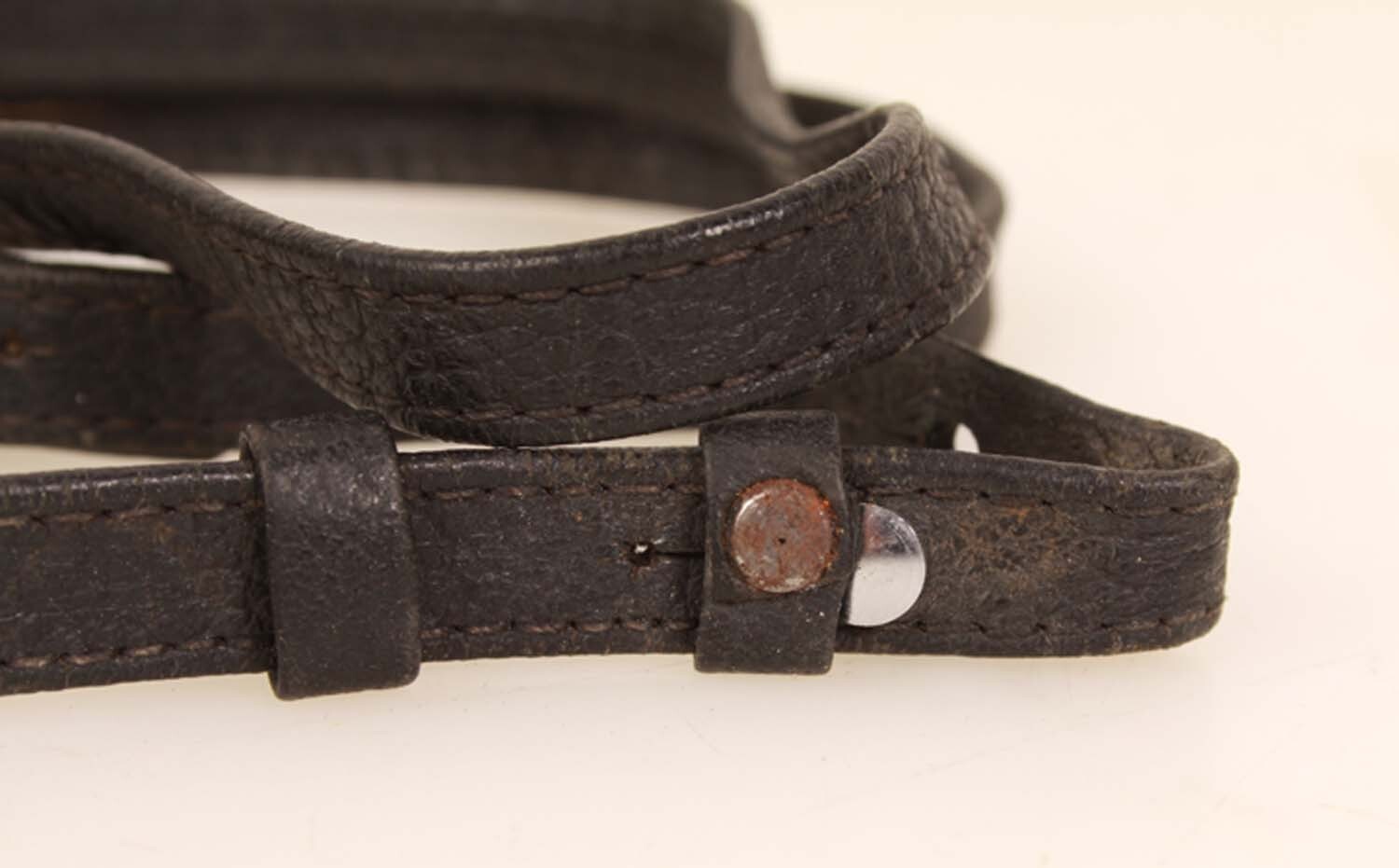 LEATHER CAMERA STRAP – VINTAGE 1980s