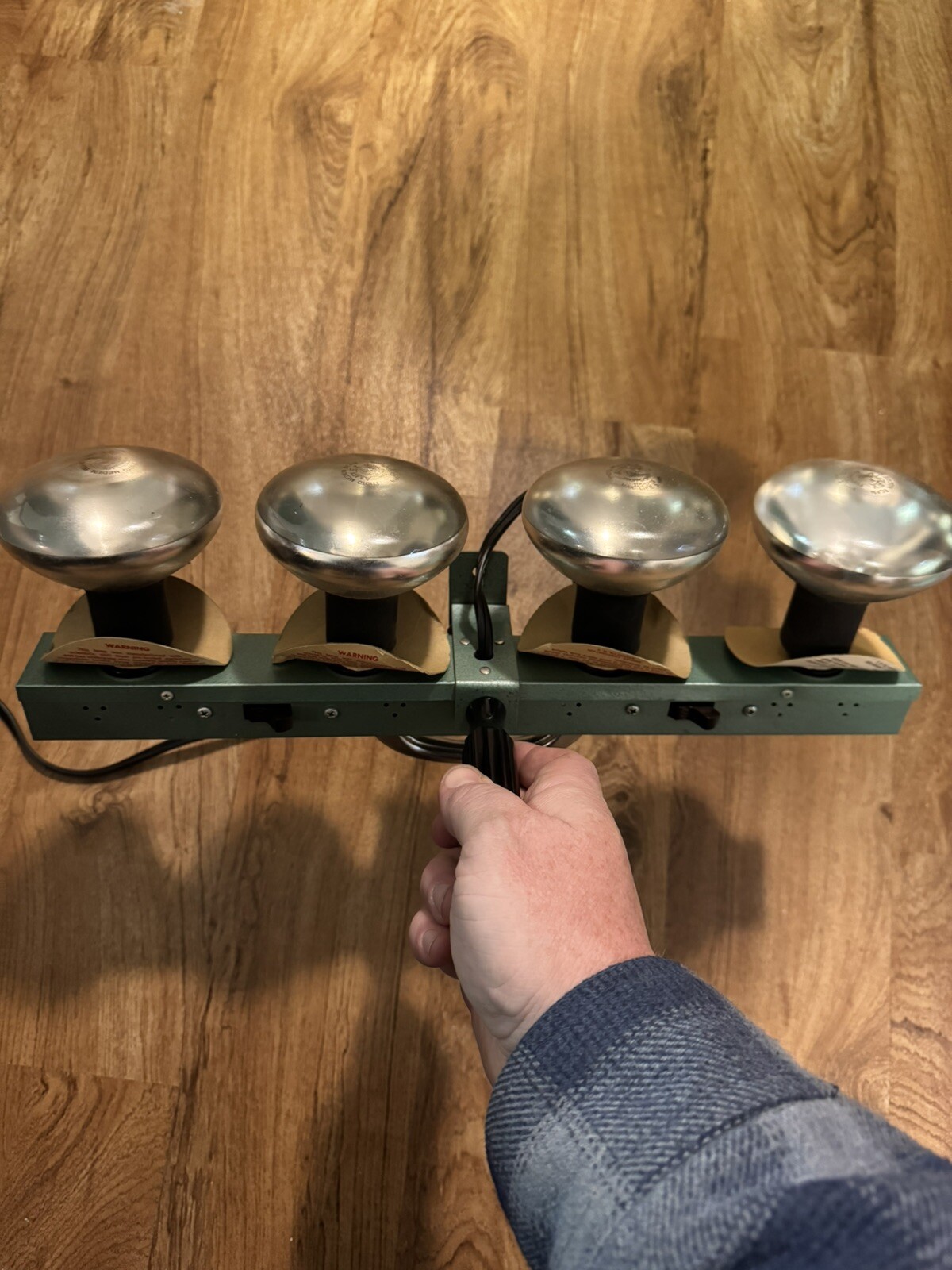 Vtg Mid Century V-PAK Bar Lite 4 Bulb Light