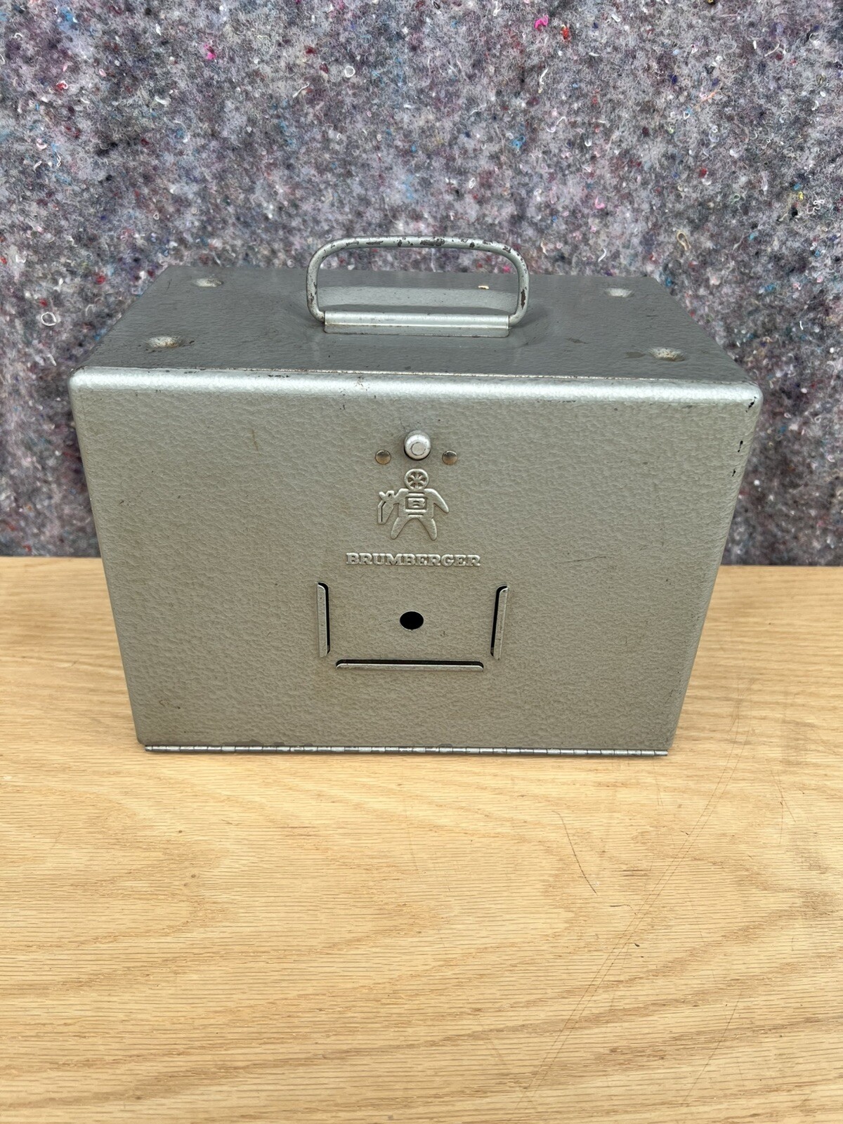 Brumberger Vintage Metal Super 8 Storage Case with 8 Film Containers & Reels