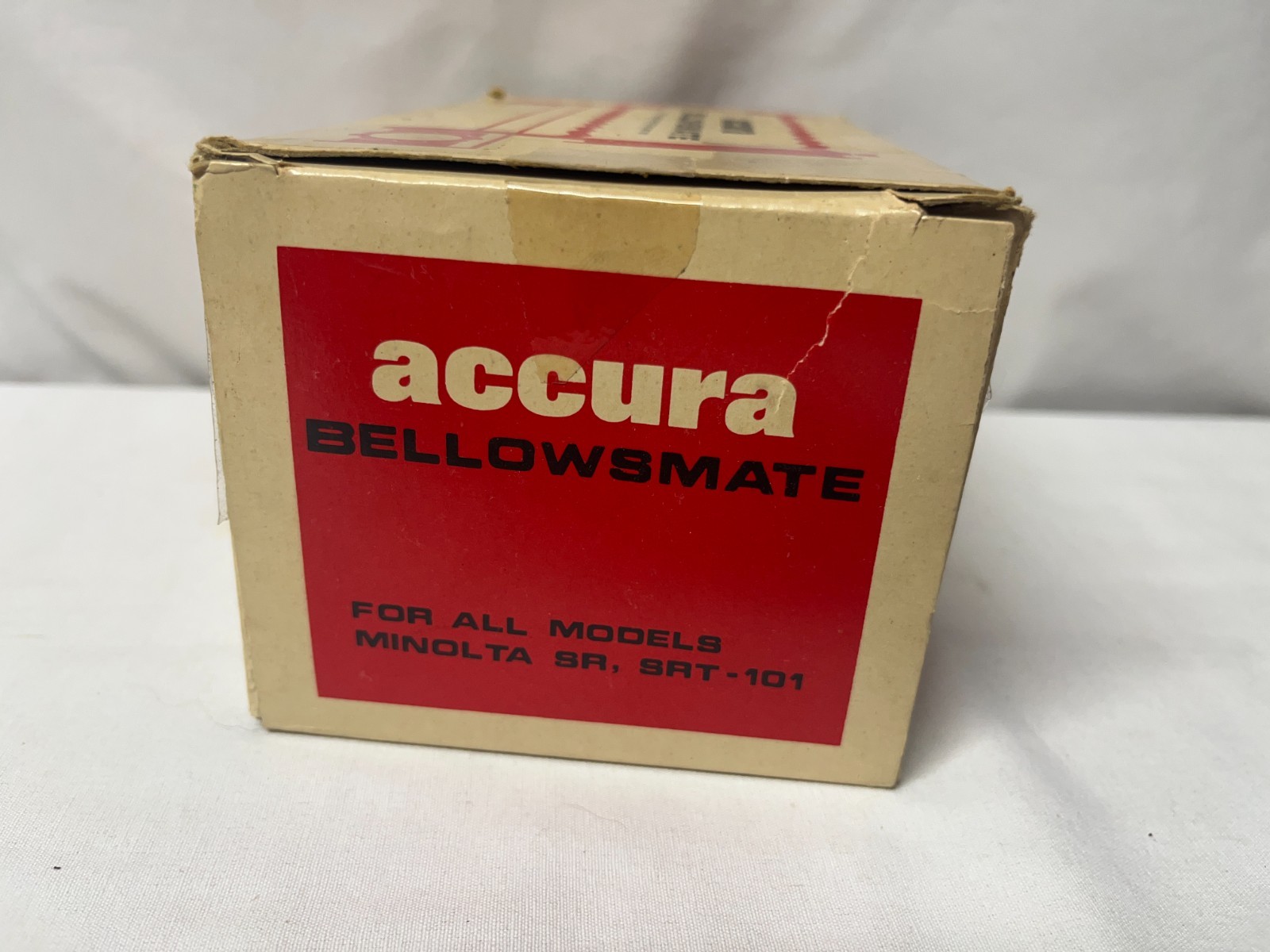 Accura BellowsMate for all Minolta SR SRT-101 in original Box. Pre-owned