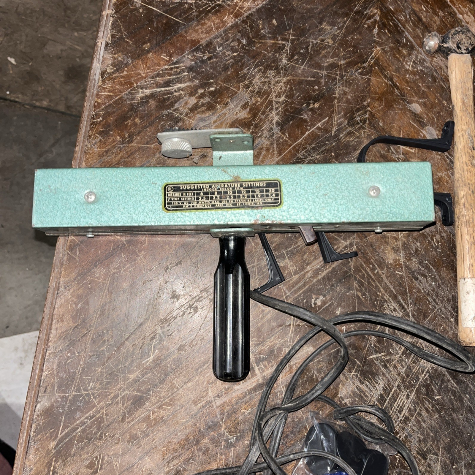 Vintage Remsel Industries 2-Lamp Light Bar, Chicago Illinois.