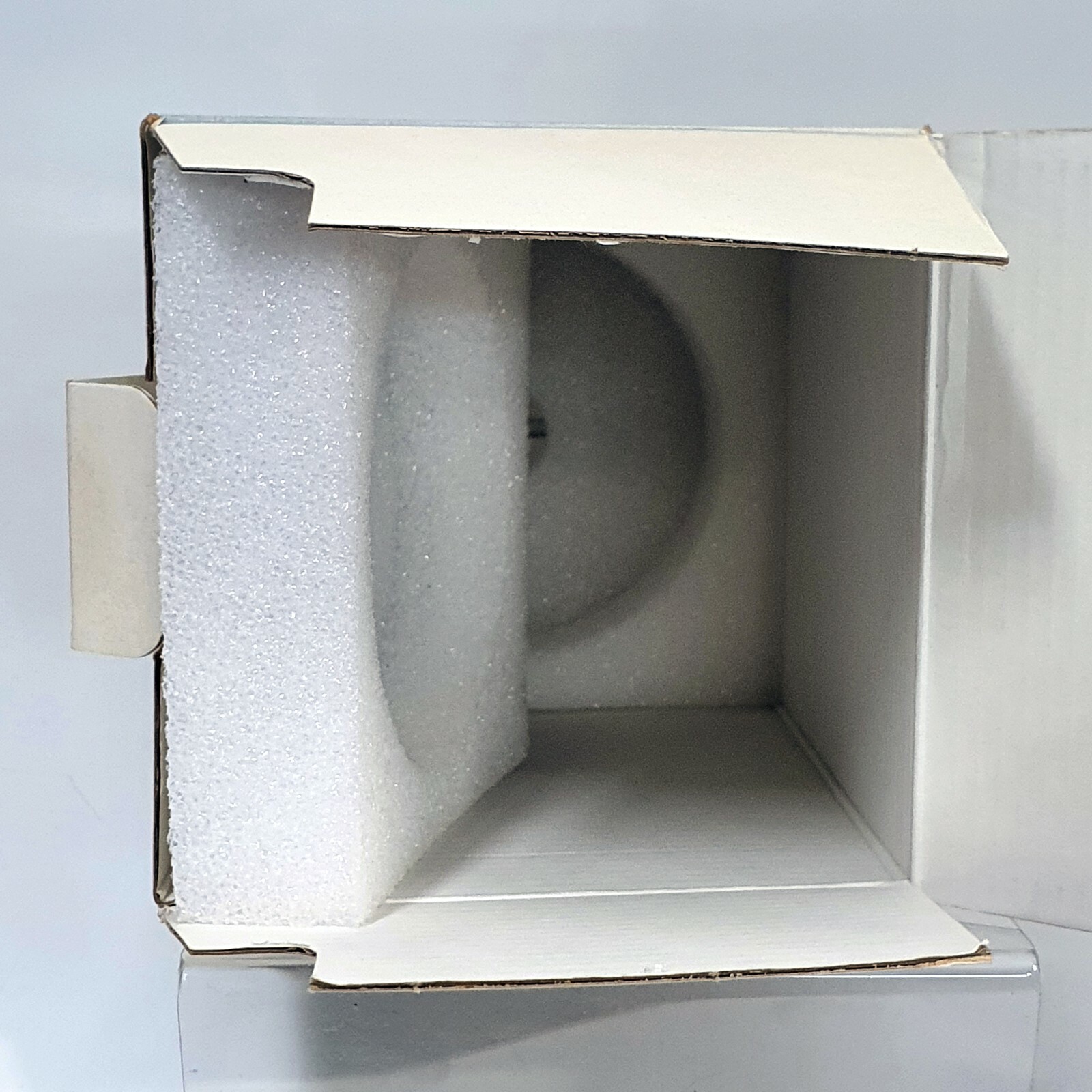 Leica Elmarit-R 1:2.8 180mm Empty box (No Lens , Only Box)