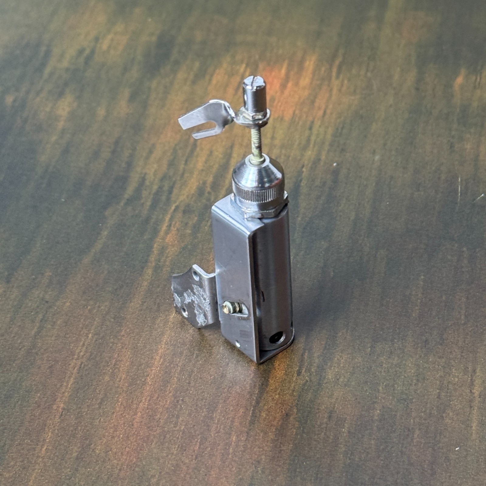 Heiland Research HR Solenoid Shutter Release for Graflex – Untested