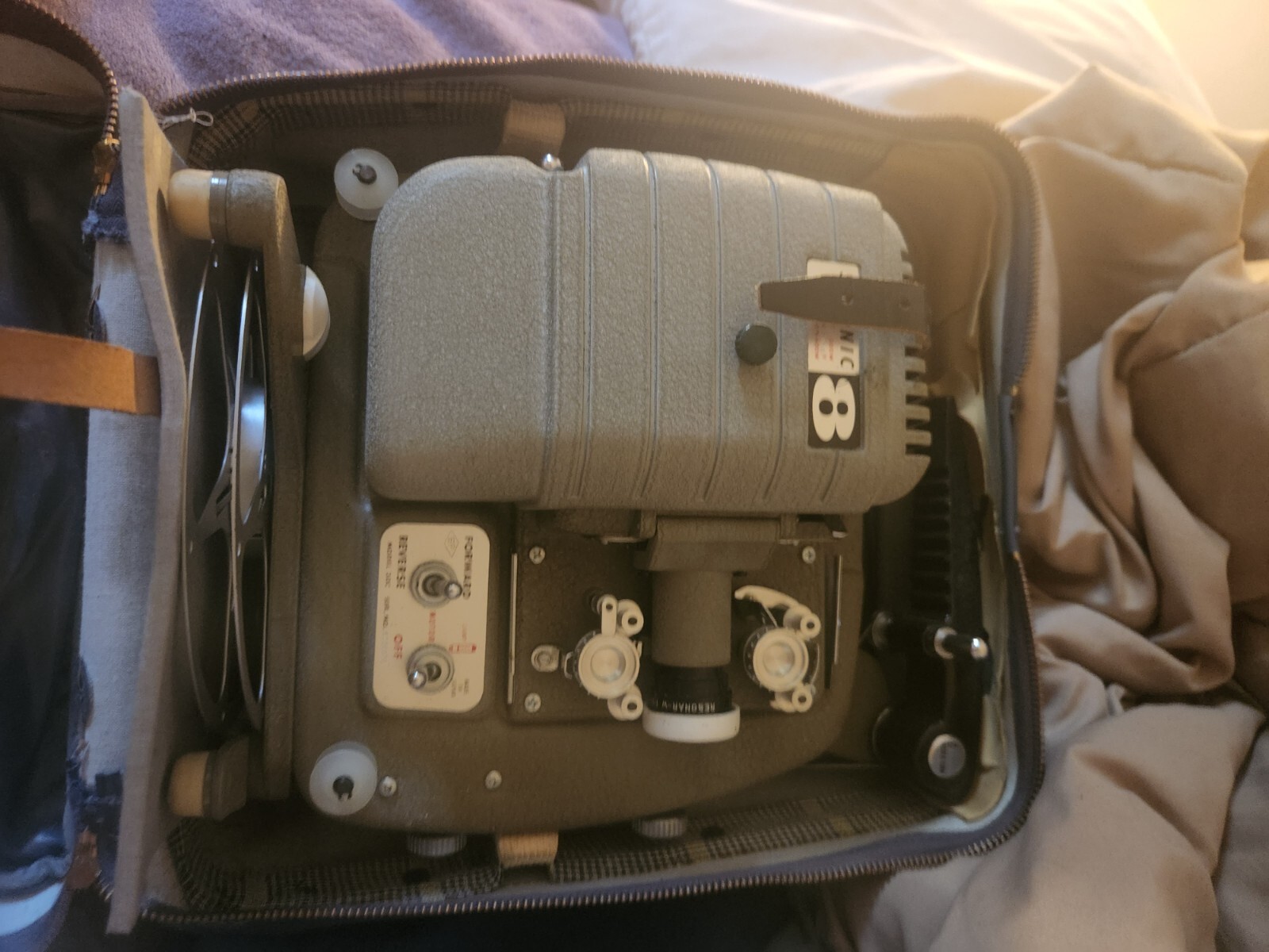 sekonic 8 projector model 30c series number 7065678 max lamp 500w
