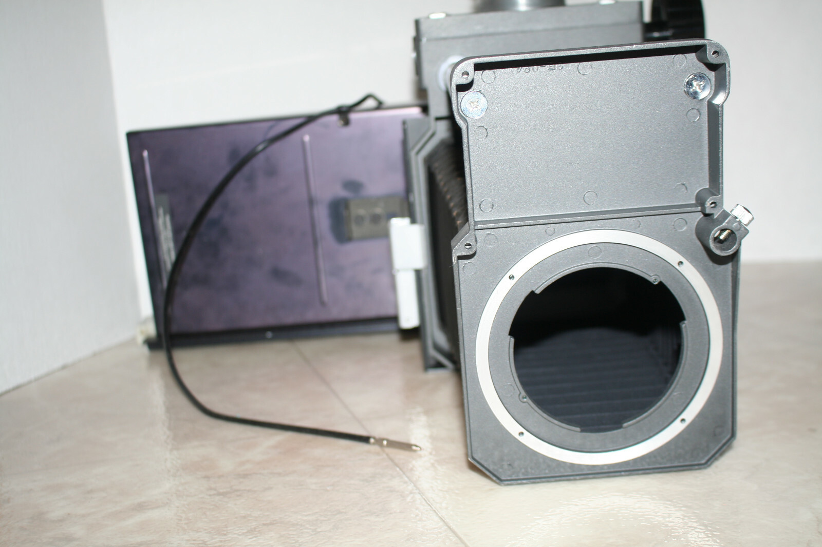 POLAROID MP4 LAND CAMERA FOCUSING BELLOW HEAD W/SLIDING 4X5 BACK + MACRO EXT.*