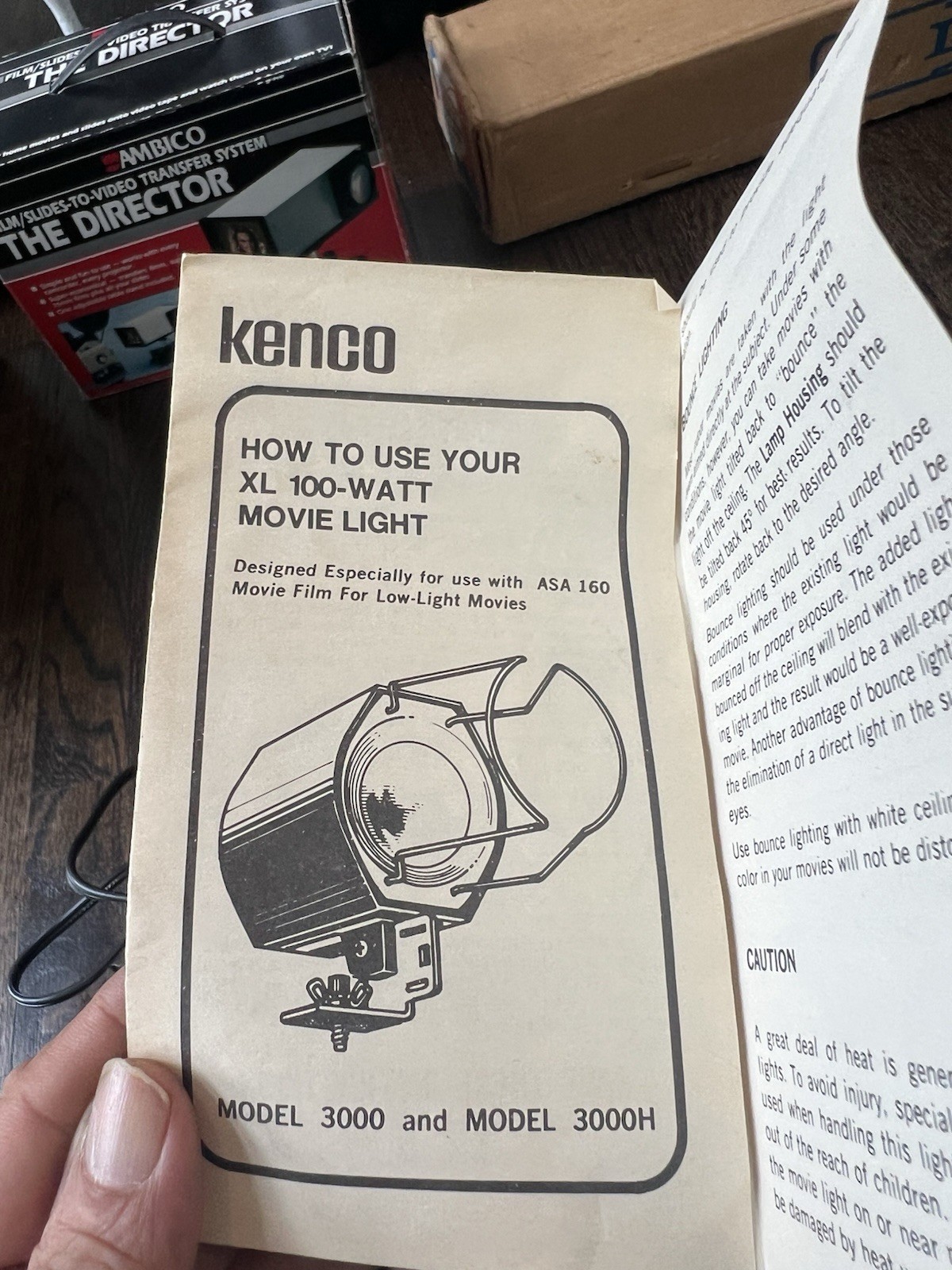 Kenco XL Mini Movie Light Model 3000 W/ Box and Manual No Hand Grip