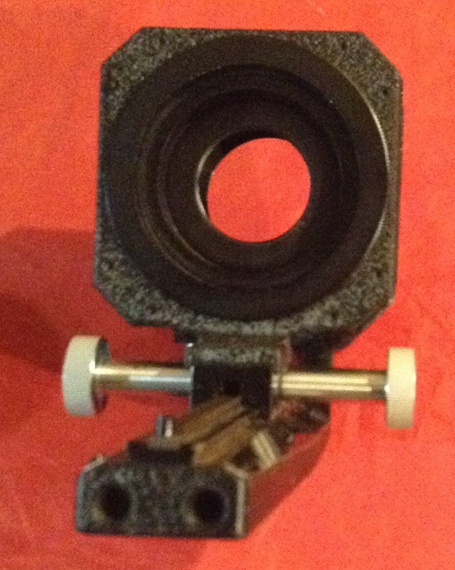 Nice Leitz Wetzlar (Germany) No. 7079 Universal Macro Bellows for Leica