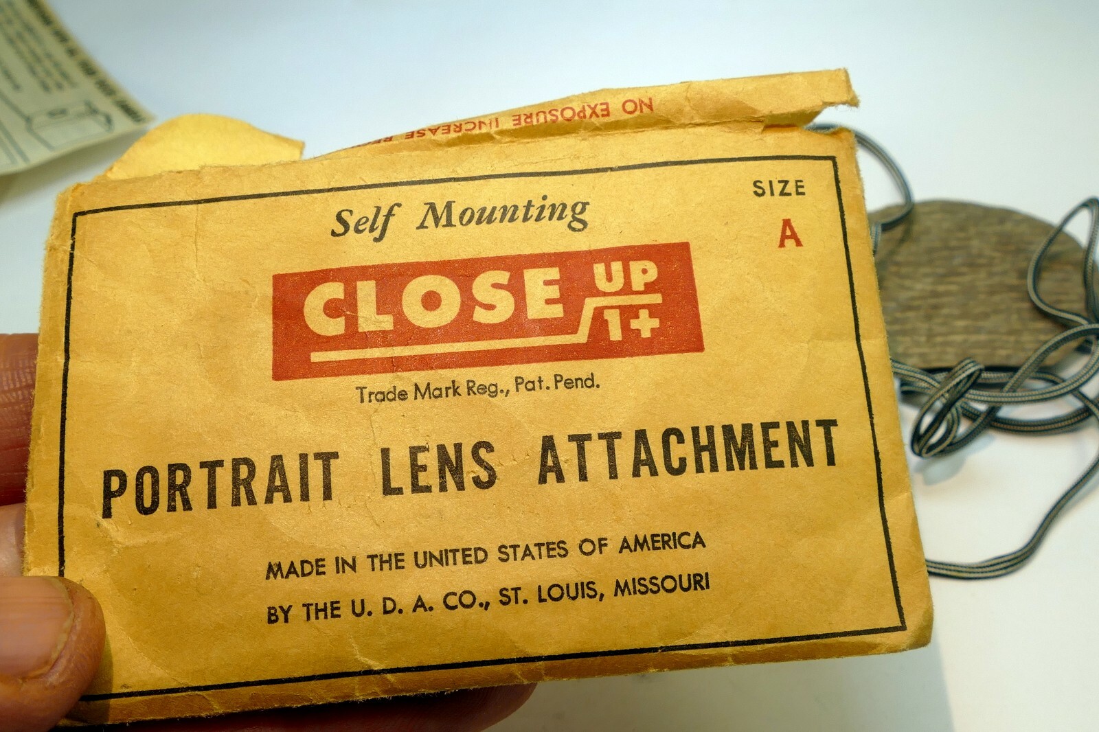 Portrait lensattachment Close-Up 1+ for Brownie size A Focus Distance Aid