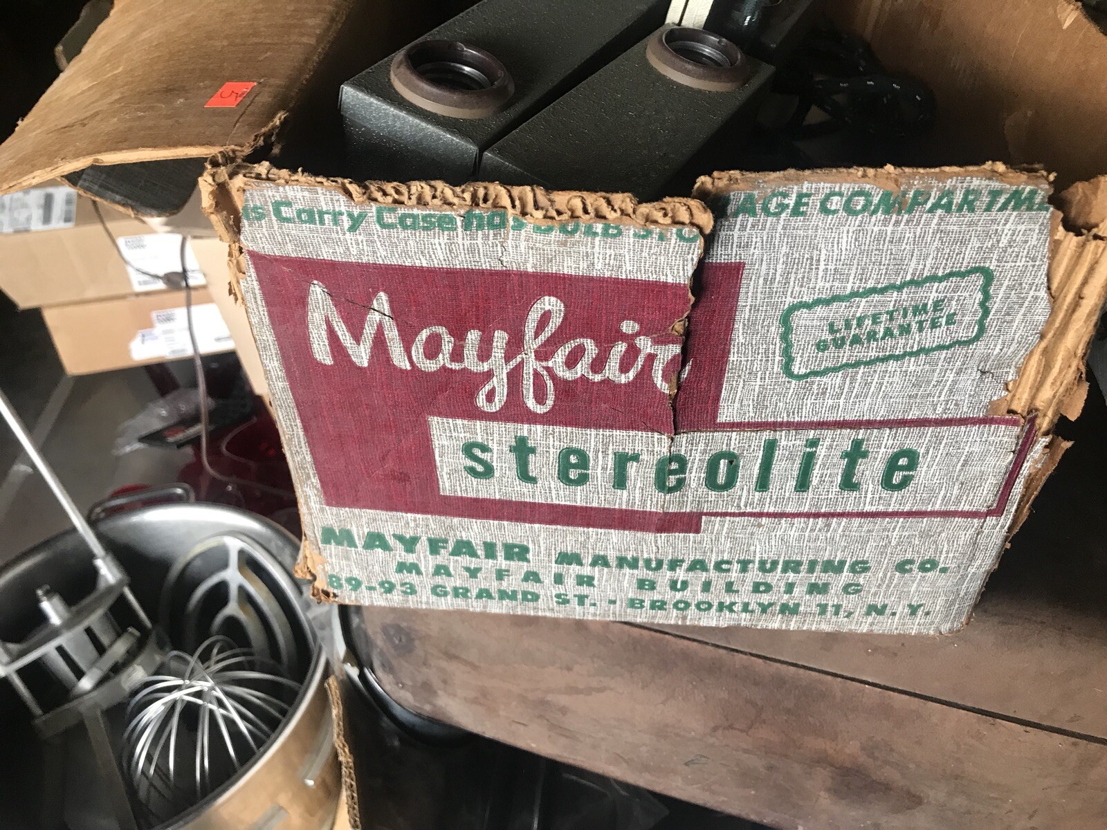 Vintage MAYFAIR STEREOLITE For Stereo & Movies 4 Bulb Lighting Camera Bar W/Box