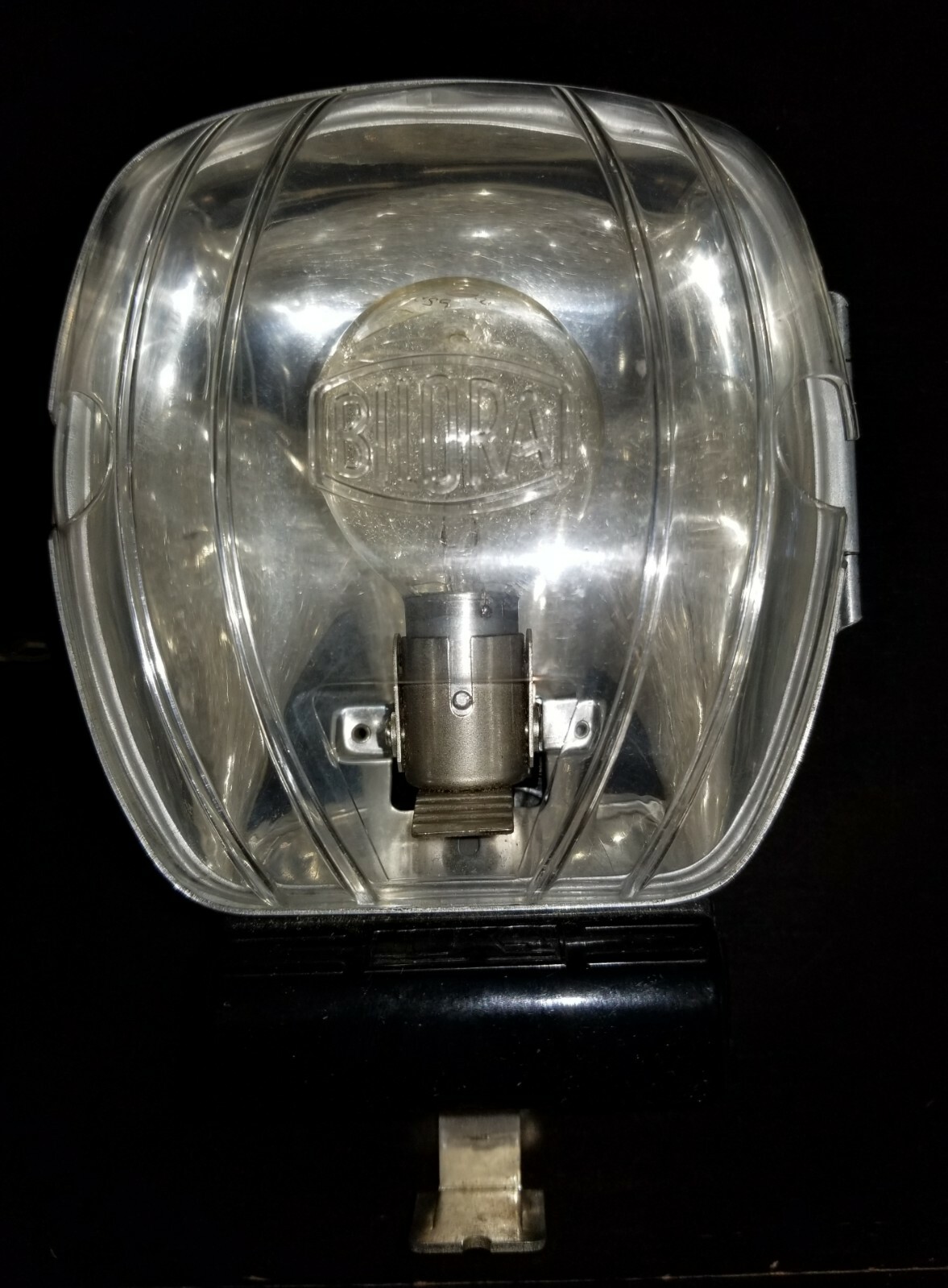 Vintage Bilora Flash bulb attachment Model LUXA / LLXA