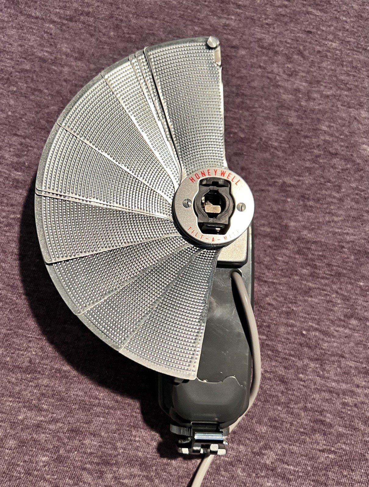 Honeywell Tilt-A-Mite Flash Unit Collapsible Fan Style Vintage Camera Pentax