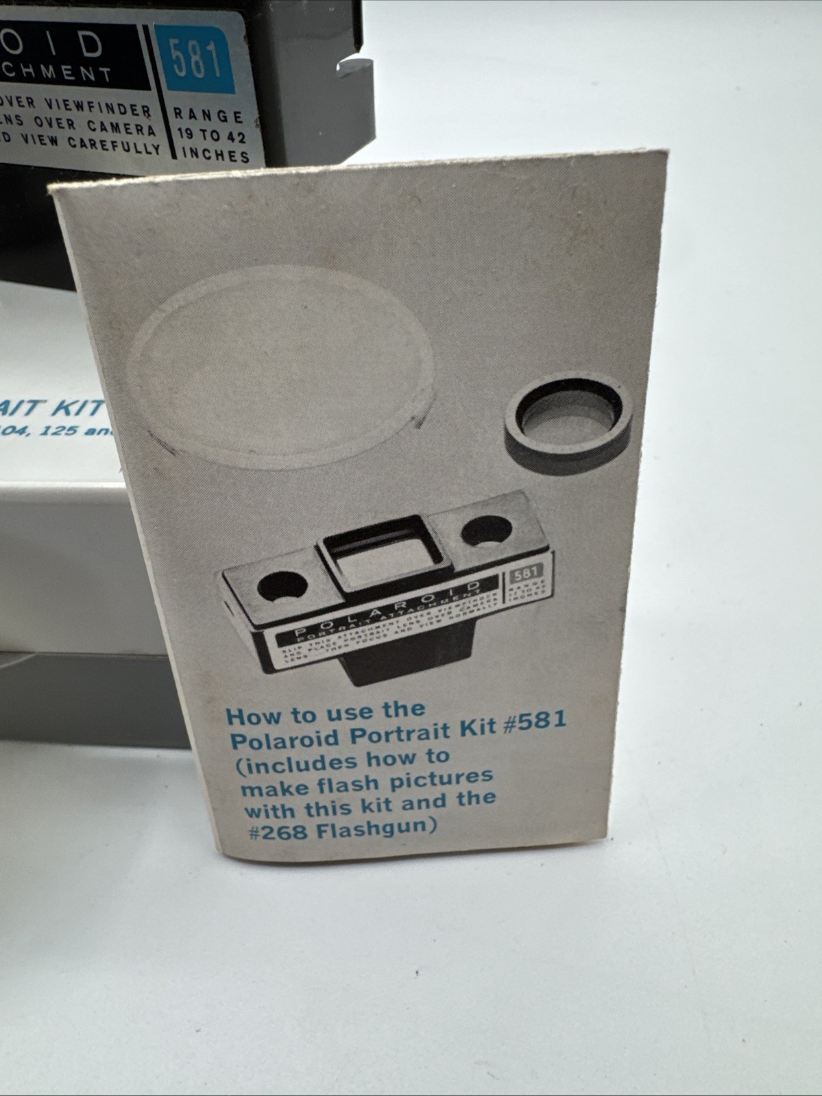 Polaroid Portrait Kit 581 & Diffuser for Polaroid Automatic 230 240 Land Camera