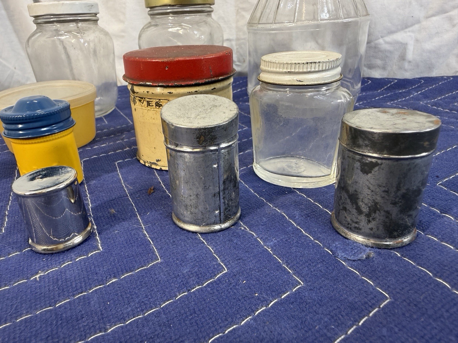 Kitchen Spice Tin Canister Lot Glass Jars Harry David Kodak Can Yellow