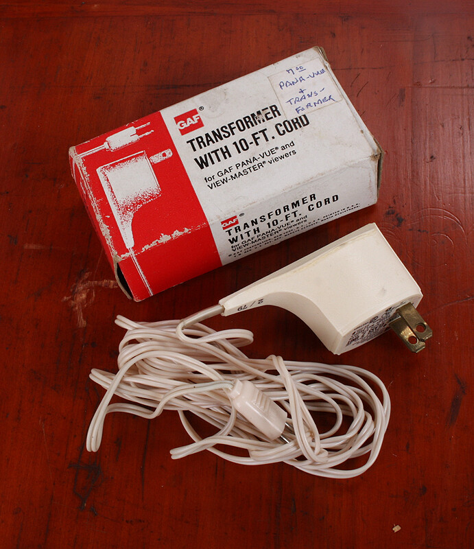 GAF TRANSFORMER FOR VIEWMASTER AND PANAVIEW VIEWERS,/217155