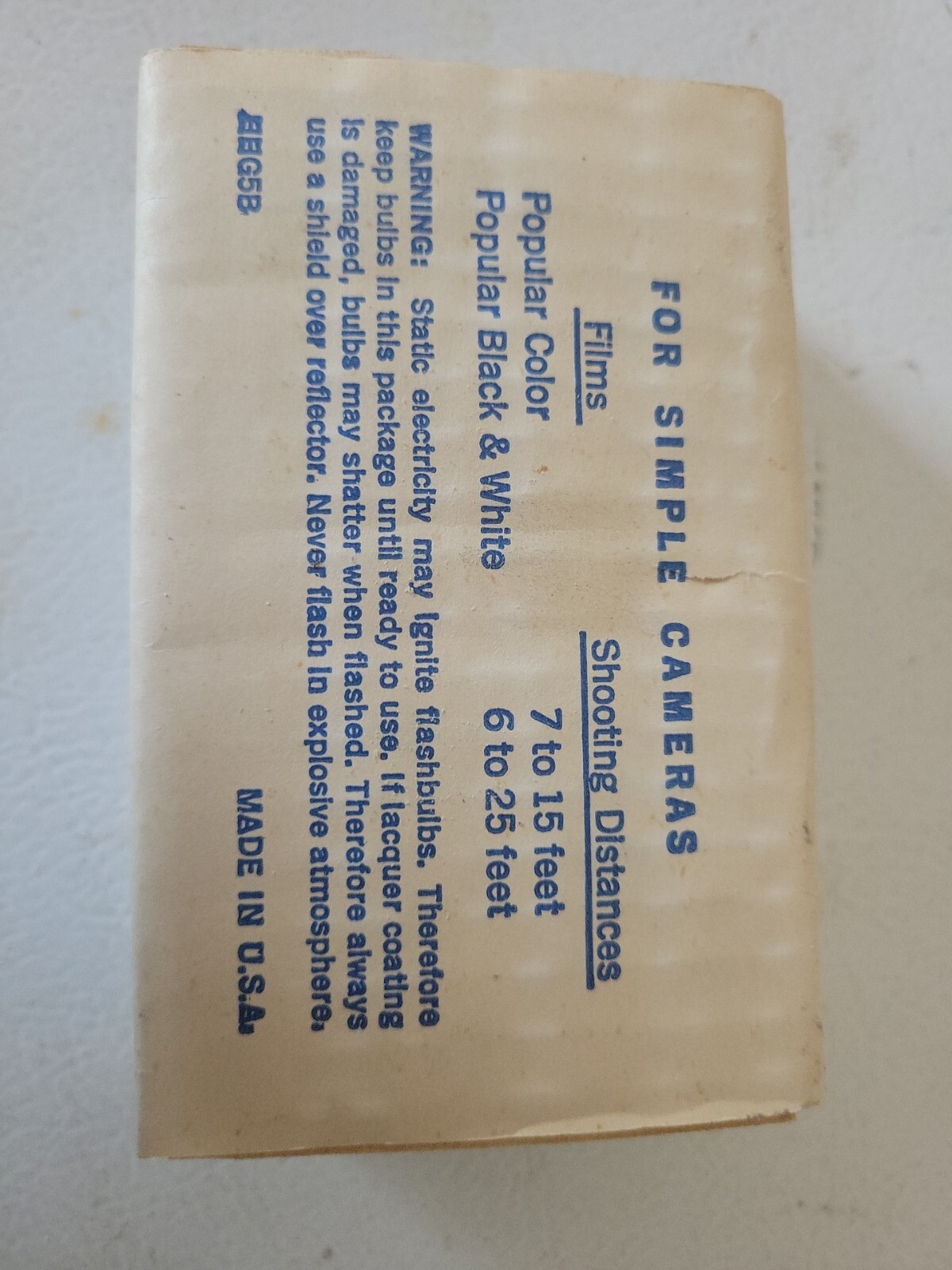 Vintage General Electric GE 5B Blue Camera Flash Bulbs 1 Box of 12 Bulbs