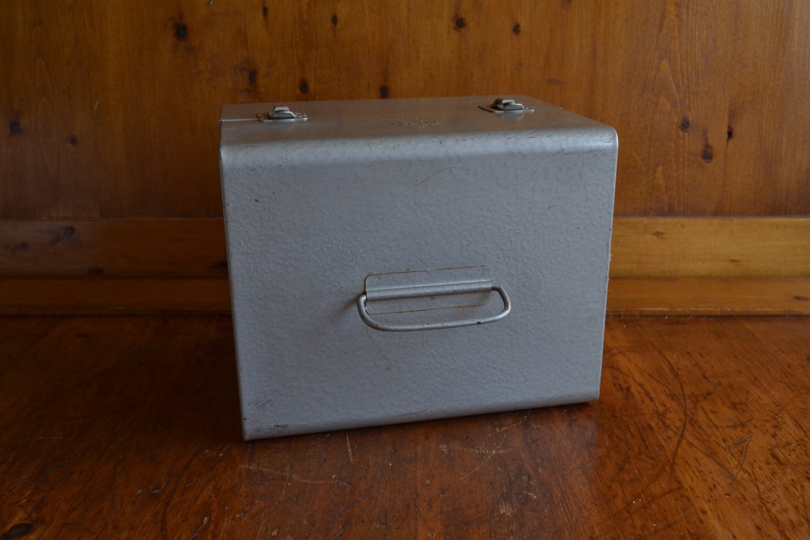 Vintage Brumberger Film Reel Carry Case Metal Box Holds 12 Reels