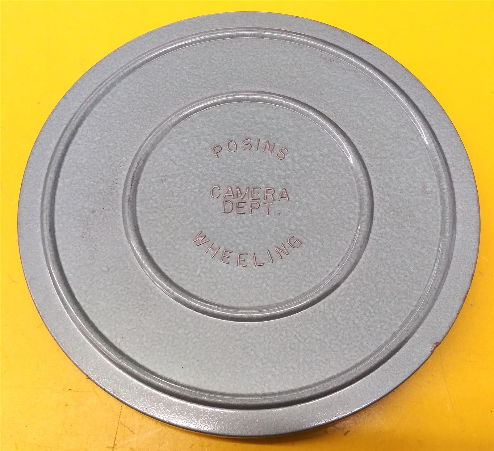 ⭐️⭐️⭐️⭐️⭐️ Bell & Howell Autoload 8mm Film Reel Metal Spool 400ft. w Canister