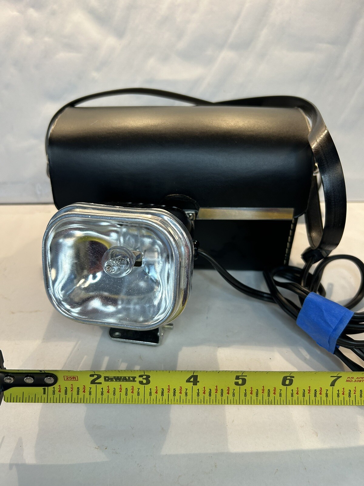 Vintage Cameralite Model 709 Movie Camera Floodlamp ~ Clean and Working 650W