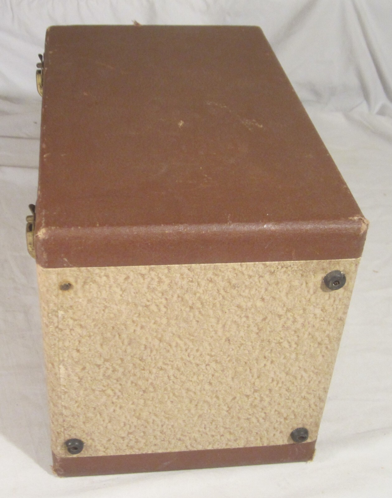 BARNETT & JAFFE BAJA — 540-Slide Carrying Case for 35mm Slides – Plus Six Trays