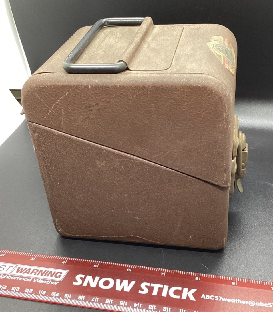 Vtg Simonson Metal Products Co. 8mm Film Reel Metal Storage Box 5.5″x4.25″x5.75″