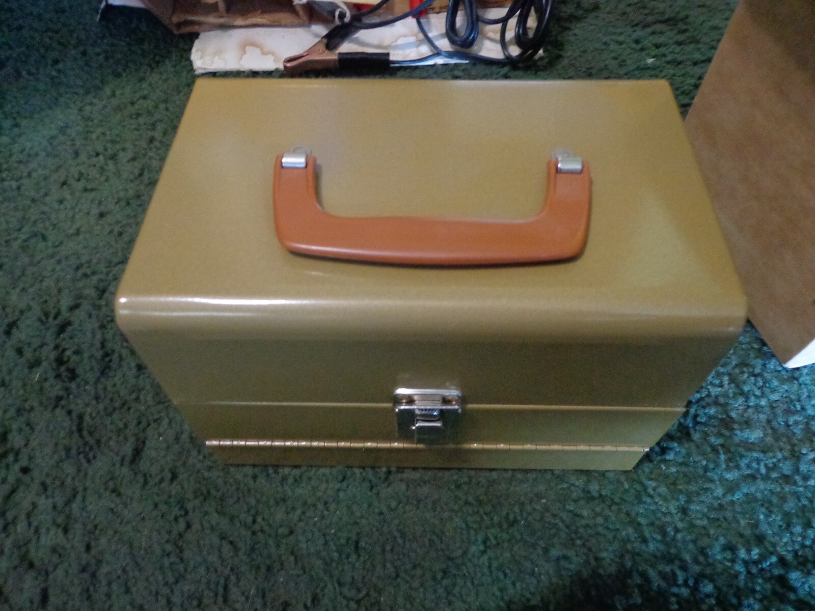 VINTAGE LOGAN METAL 8MM REEL-TO-REEL FILM CABINET CASE no REELs