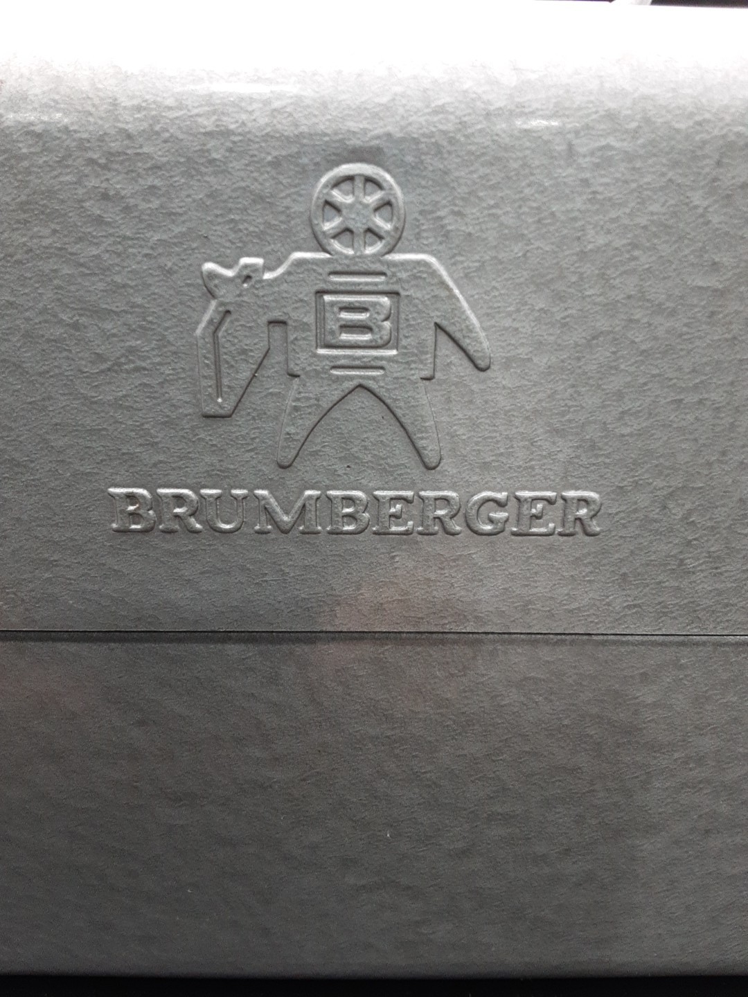 Vintage BRUMBERGER 12 Slot Metal Hinged Storage Box with Handle for 8mm Movies