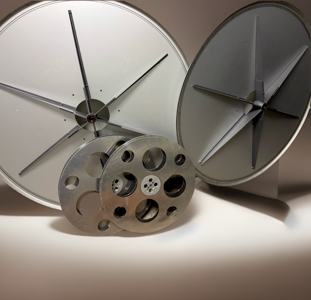GoldBerg Brothers Inc Movie Reel 35mm Film Vintage Aluminum With EZ-Hub 24”