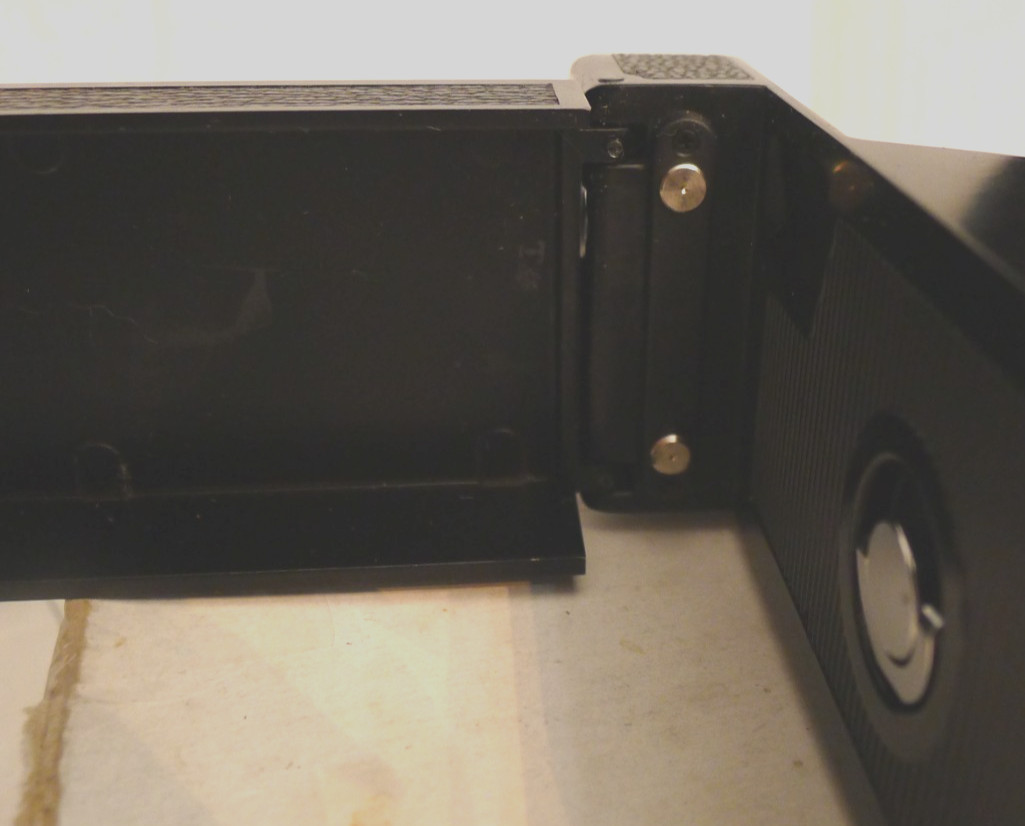 Yashica Motorized Winder – Made in Japan – NO BATTERY PACK