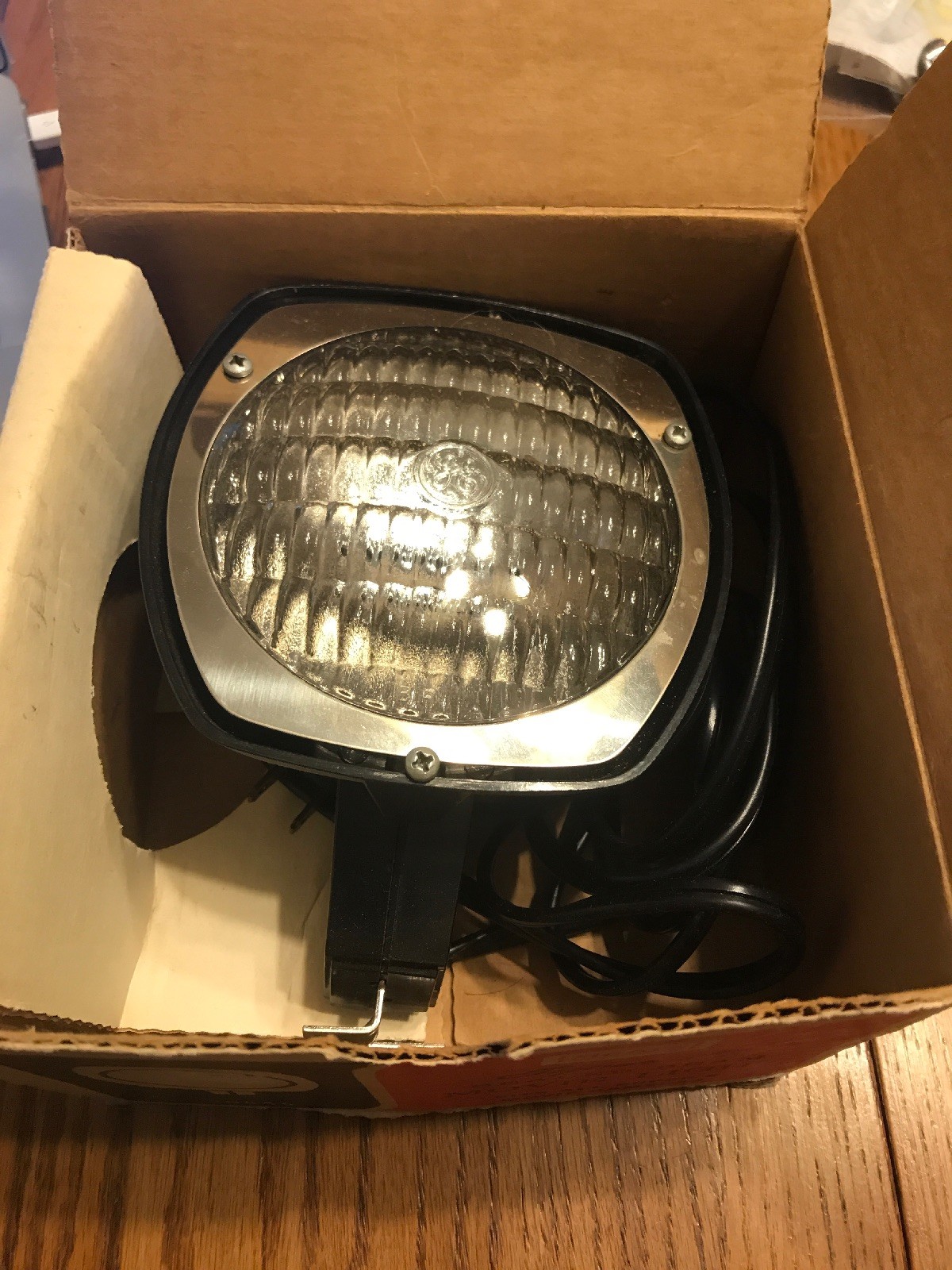 Sears Super 8 Sealed Beam Movie Light Model 8846