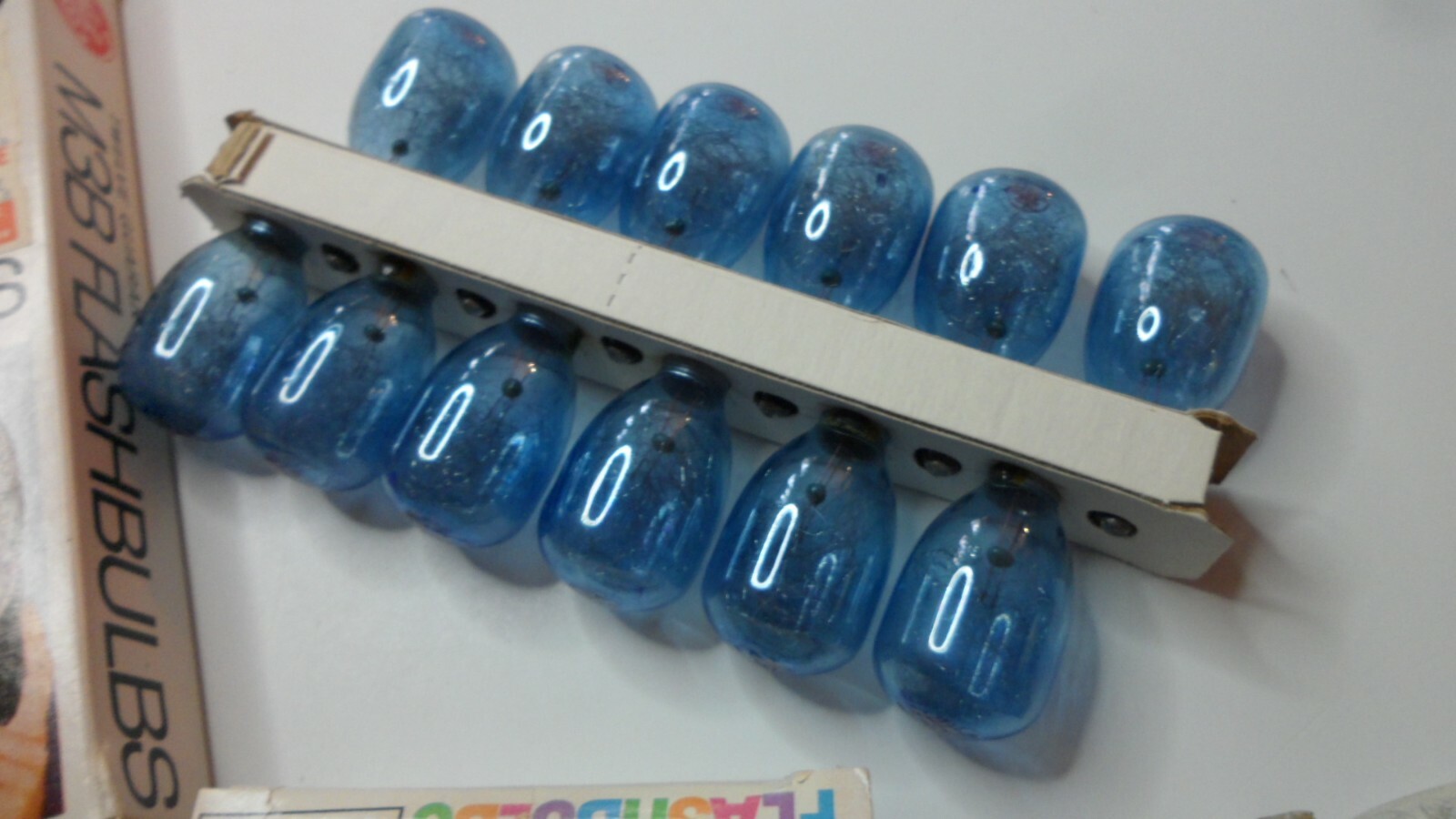 24 New GE M3B & Sylvania Flashbulbs in Original Open Boxes Unused