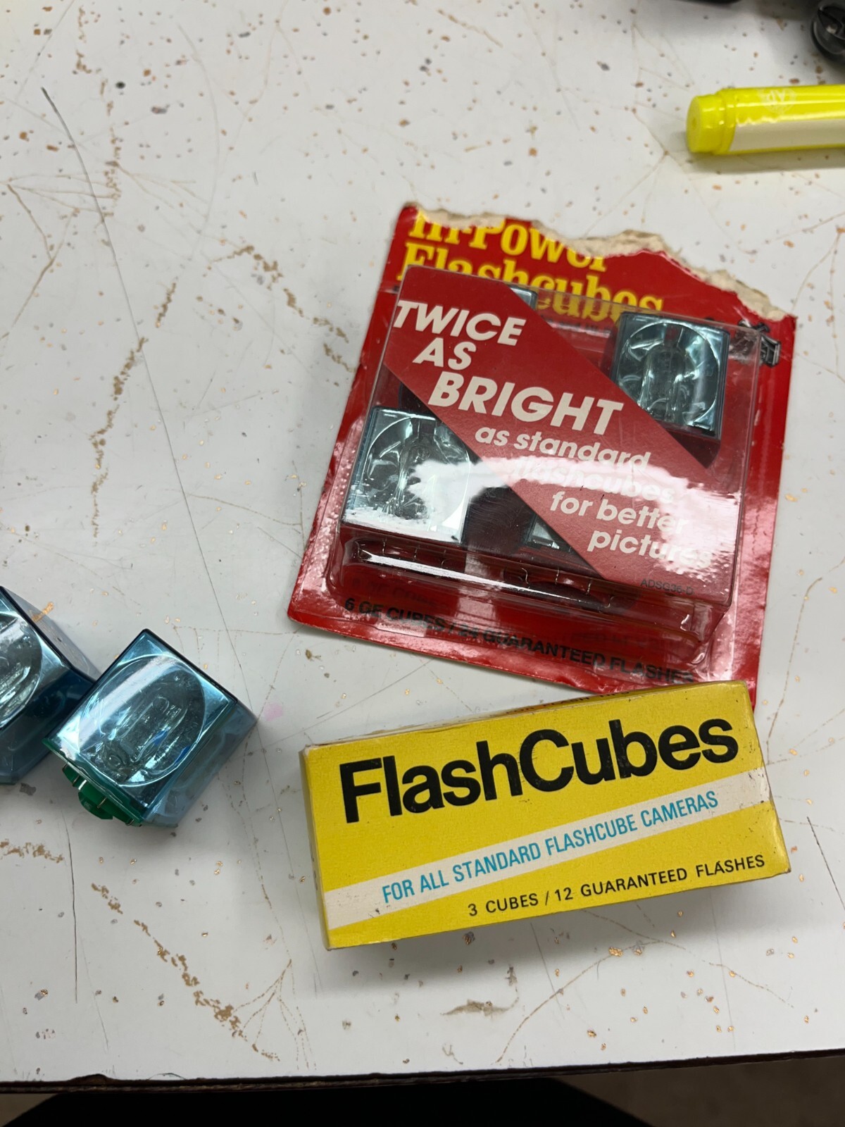 GE Hi-Power Photo Flash Cubes/ blue lot of 9 New Old Stock!!