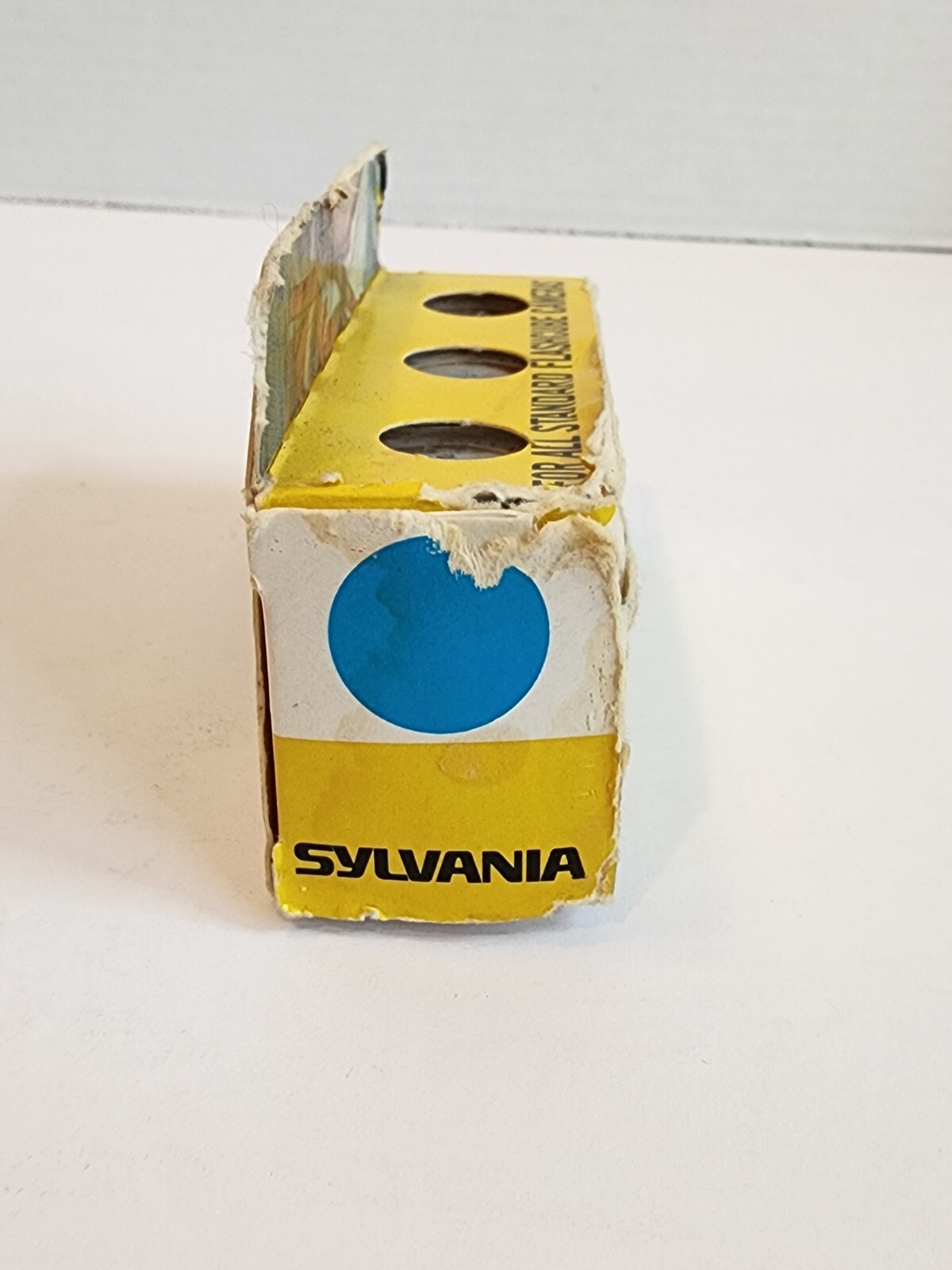 Vintage- Sylvania Blue Dot Flash Cubes- 3 Pack – 12 Flashes, Three Flashcubes