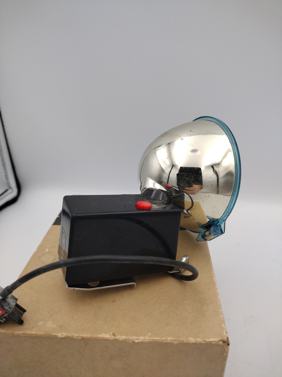 Vintage Blue Polaroid Flashgun Attachment Model 268 Untested Fast Shipping