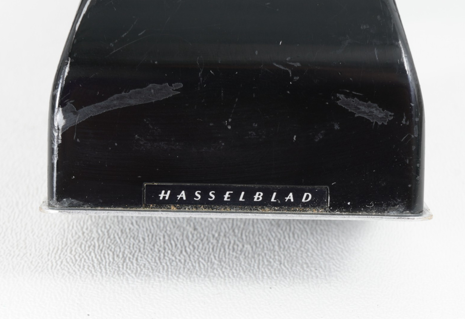 – HASSELBLAD HC-3 70 PRISM VIEWFINDER FOR A70 FILM BACK