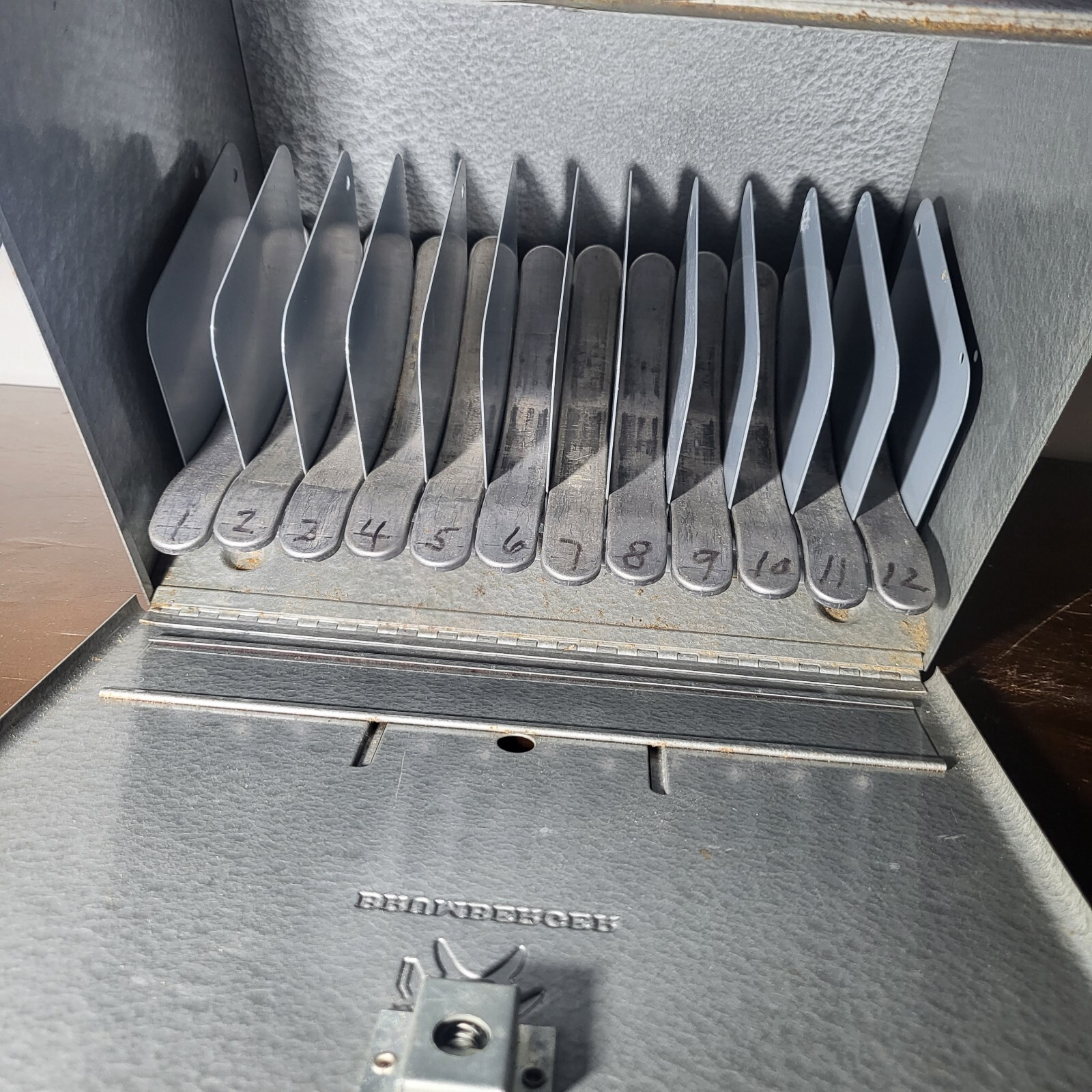 Brumberger 8mm Movie Film Storage Case holds 12- 5″ Reels Grey Metal