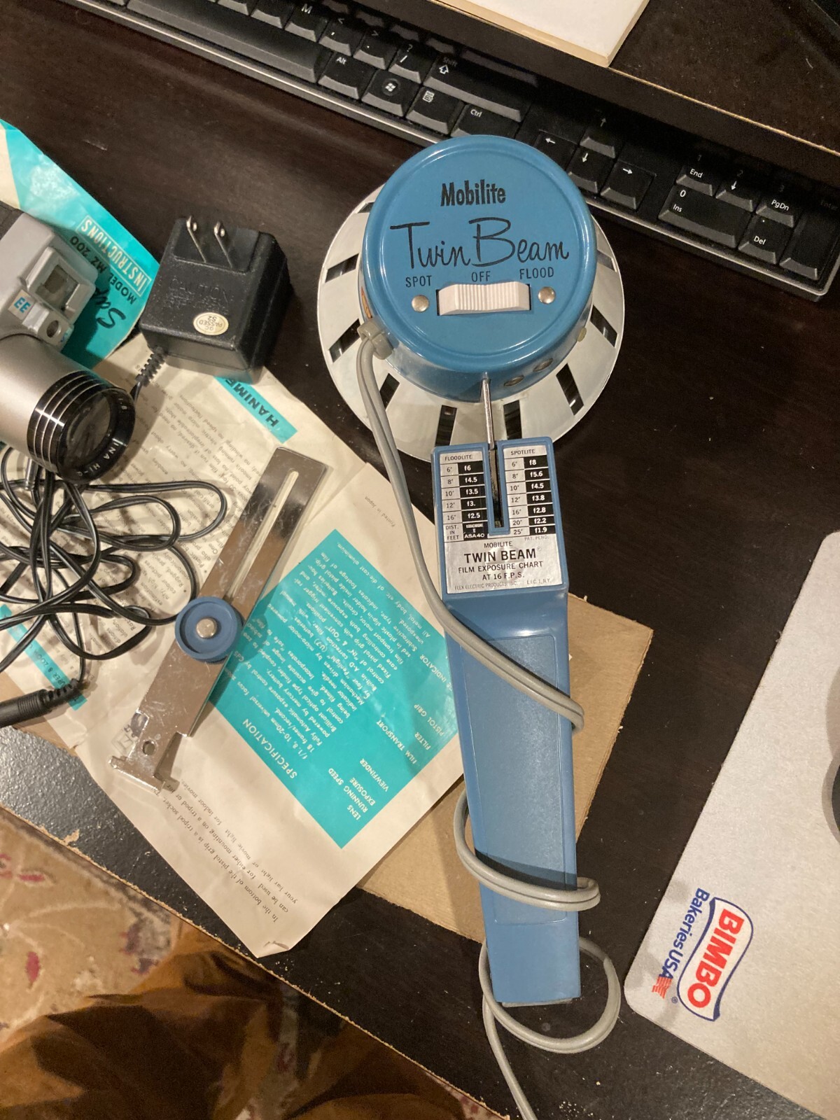 Hanimex Super 8 MZ-200 with Mobilite Twin Beam Spot Flood Light
