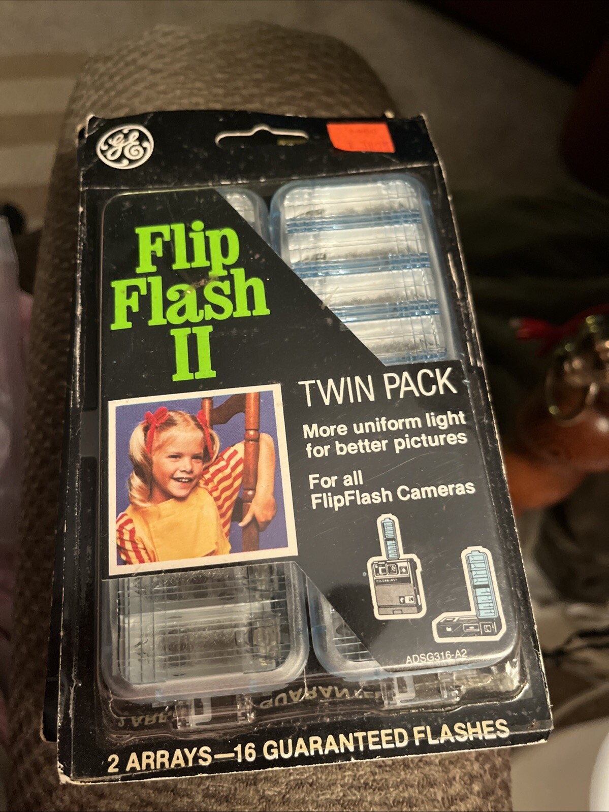 Vintage GE Flip Flash II 2 Twin Pack Flash Packs for FlipFlash Cameras NOS 2pkg