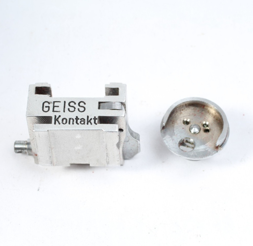 GEIST KONTACT 3A FLASH SYNC FOR LEICA & RUSSIAN SCREW MOUNT RANGEFINDER CAMERAS