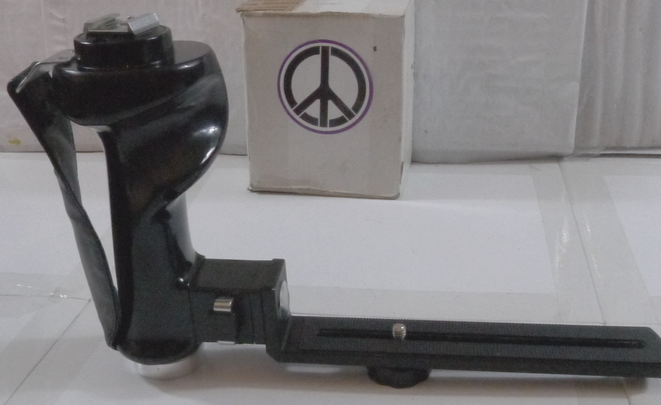 Vivitar PG-1 Pistol Camera Flash Grip w/ Hand Strap & 6 1/2″ Camera Plate -Japan