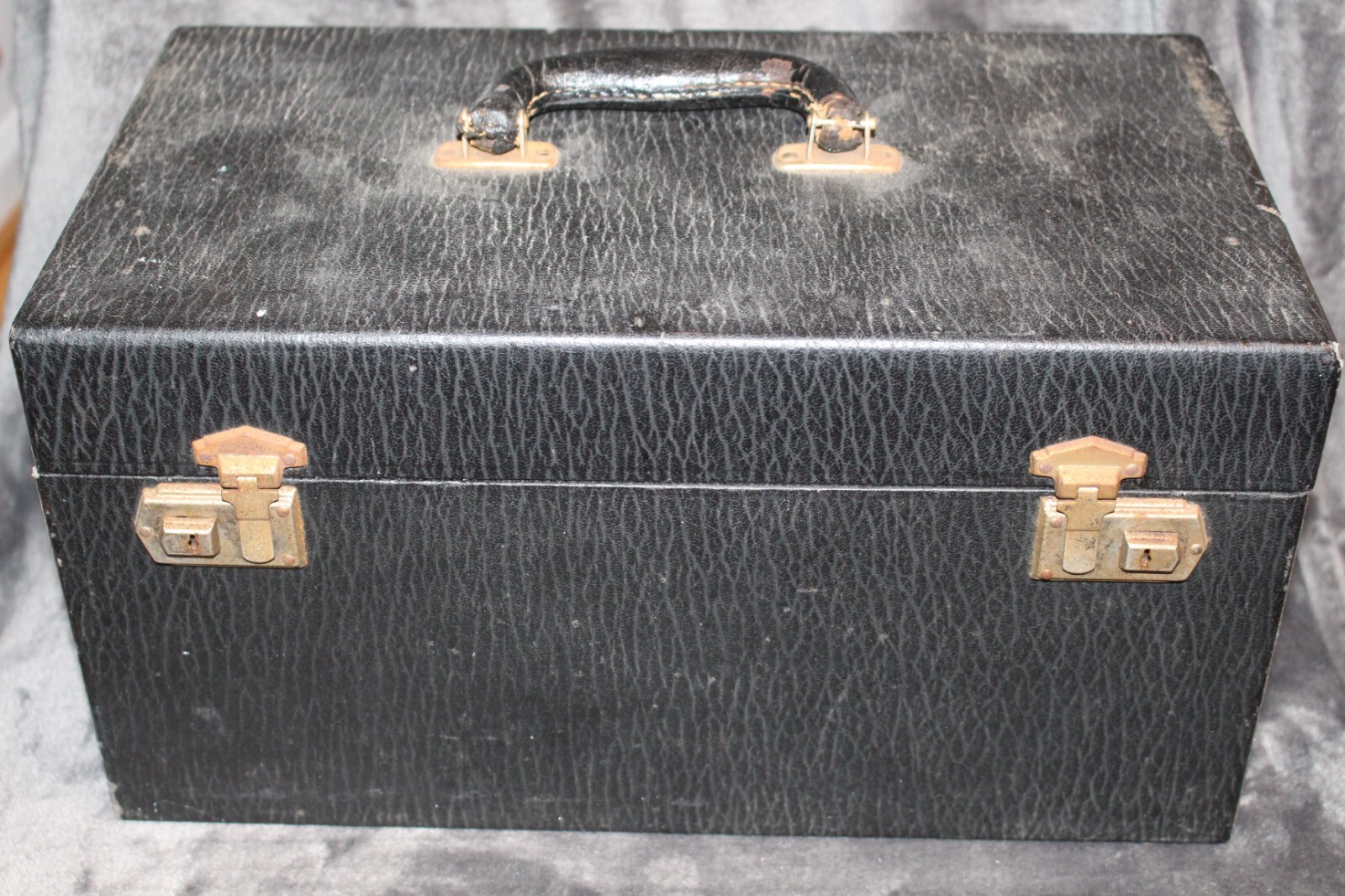 Vintage Movie 12 Reel Case Box w/ 4 Unique Reels & 2 Cases – Good Vtg Condition