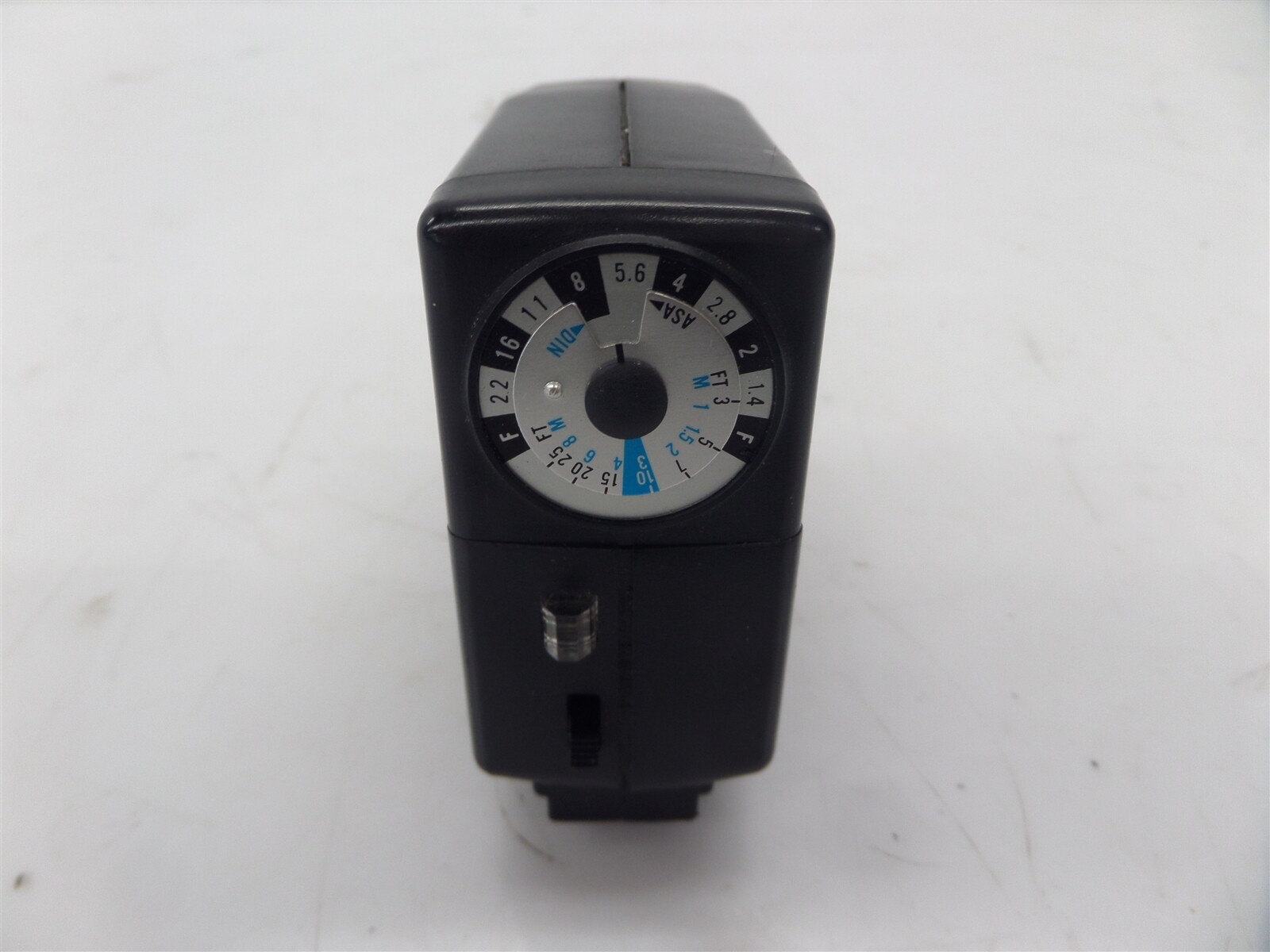 Vintage Vivitar Auto 202 Flash For Film Cameras